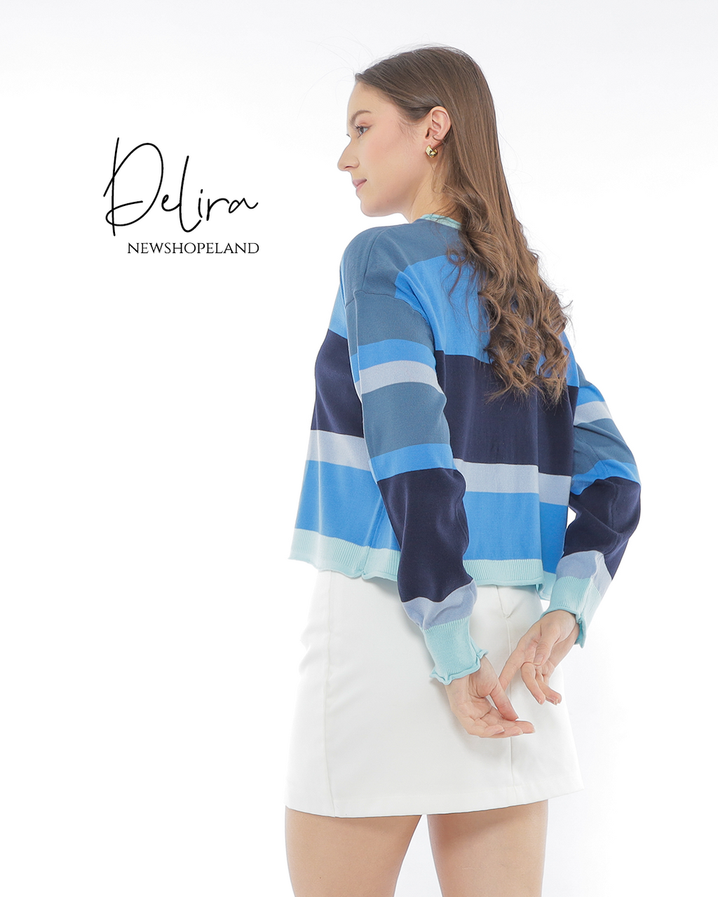 THE SWEATERROOM Delira Crop Sweater Premium