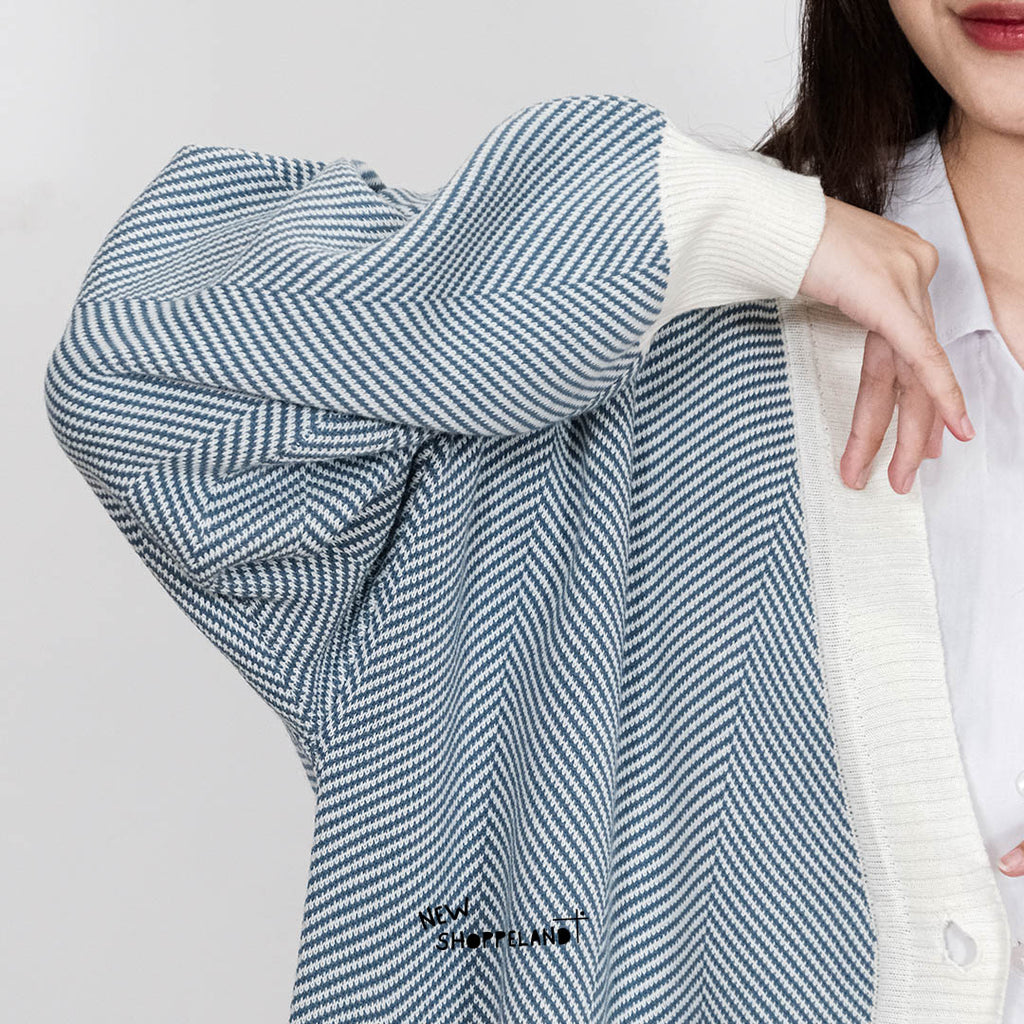 Nevine Oversize Knit Cardigan