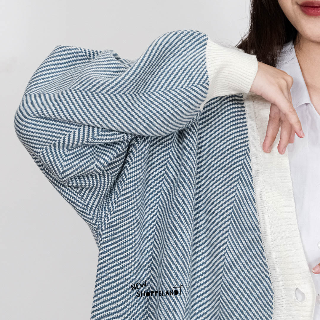 Nevine Oversize Knit Cardigan