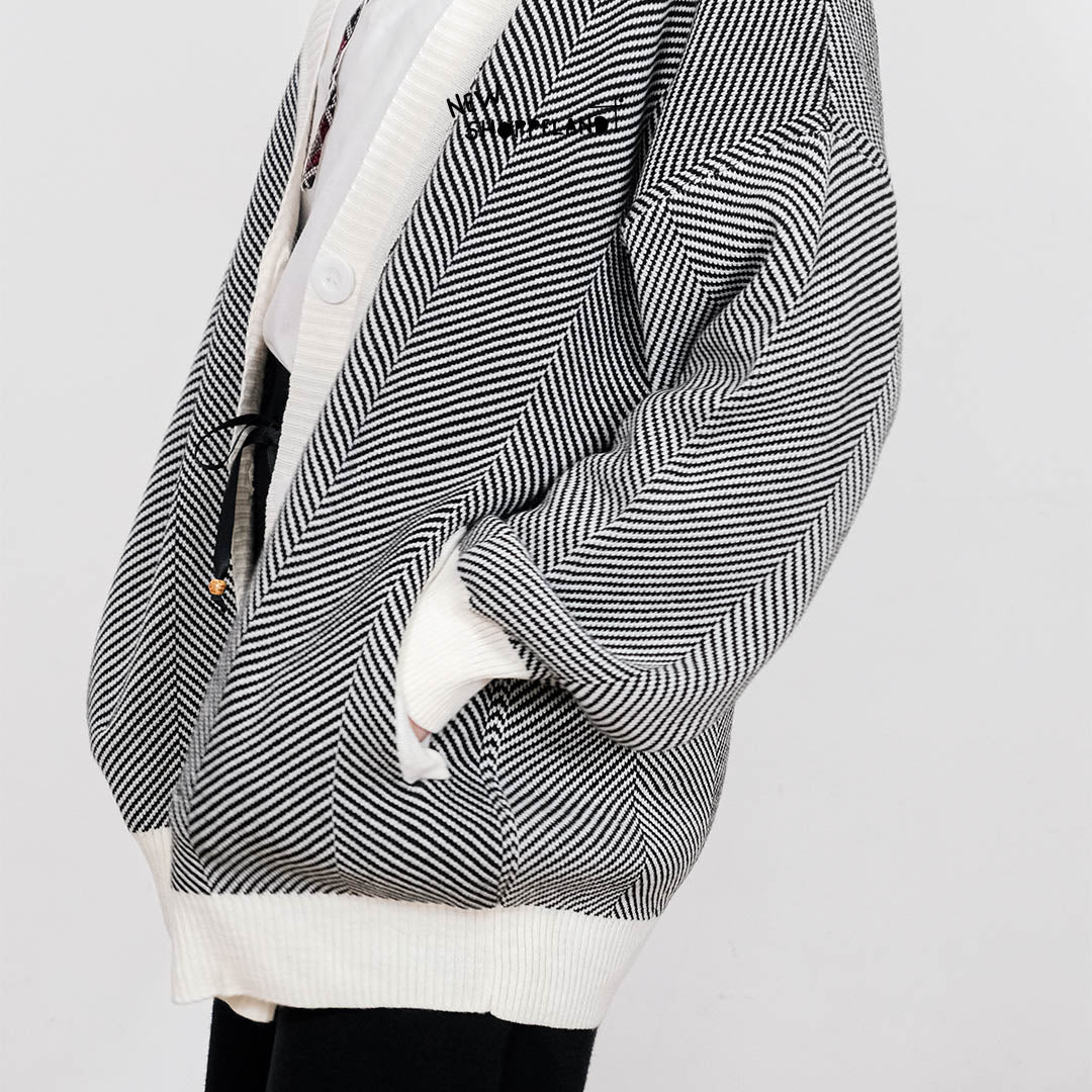 Nevine Oversize Knit Cardigan