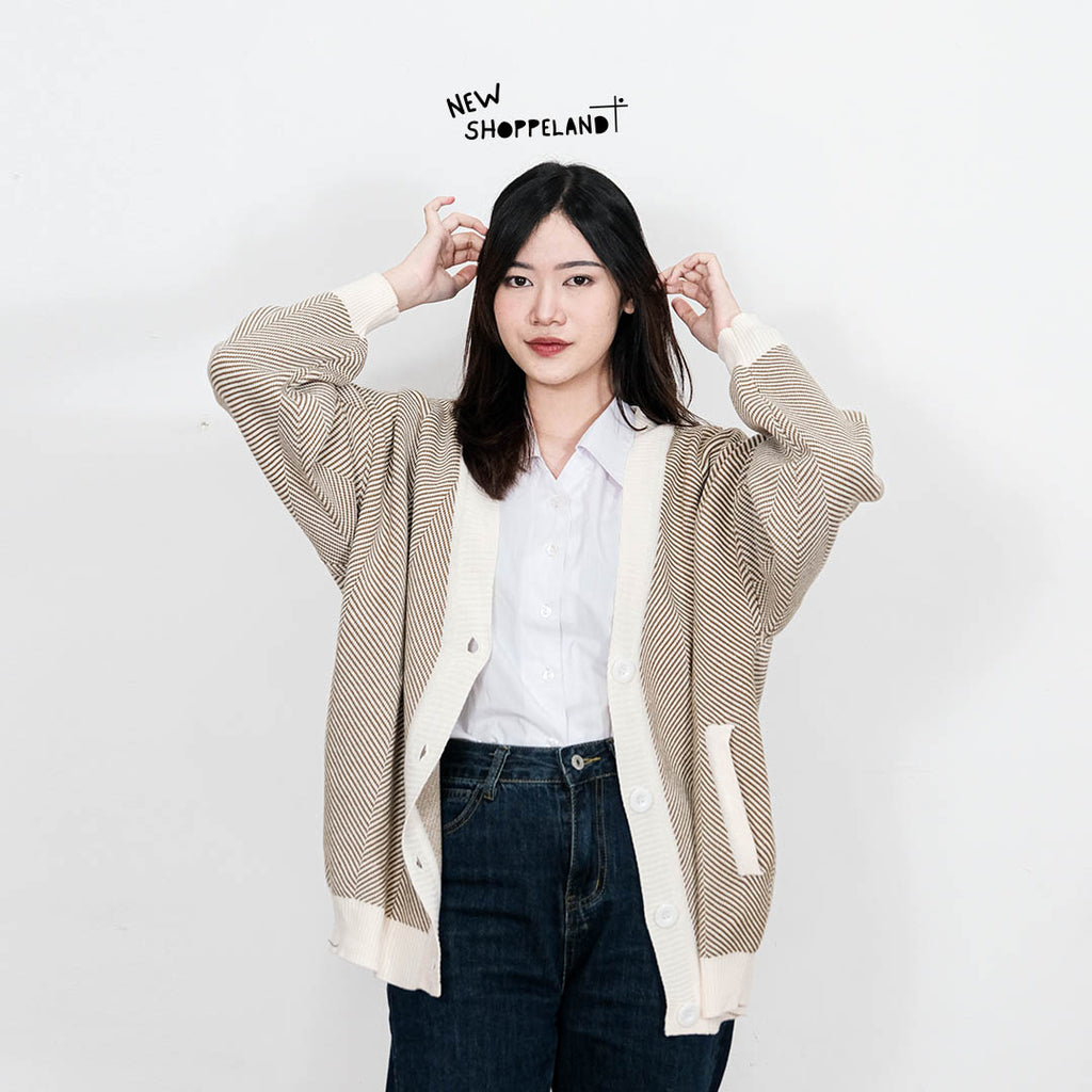Nevine Oversize Knit Cardigan
