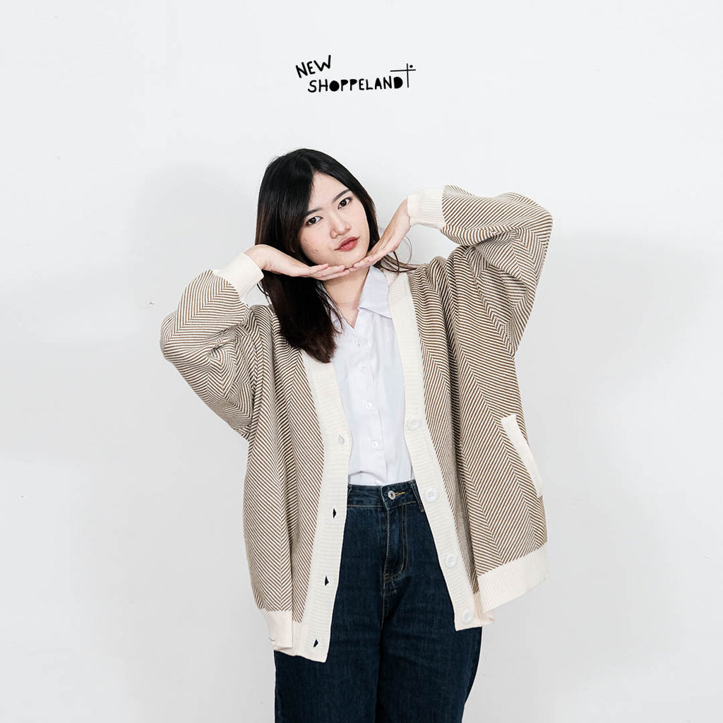 Nevine Oversize Knit Cardigan