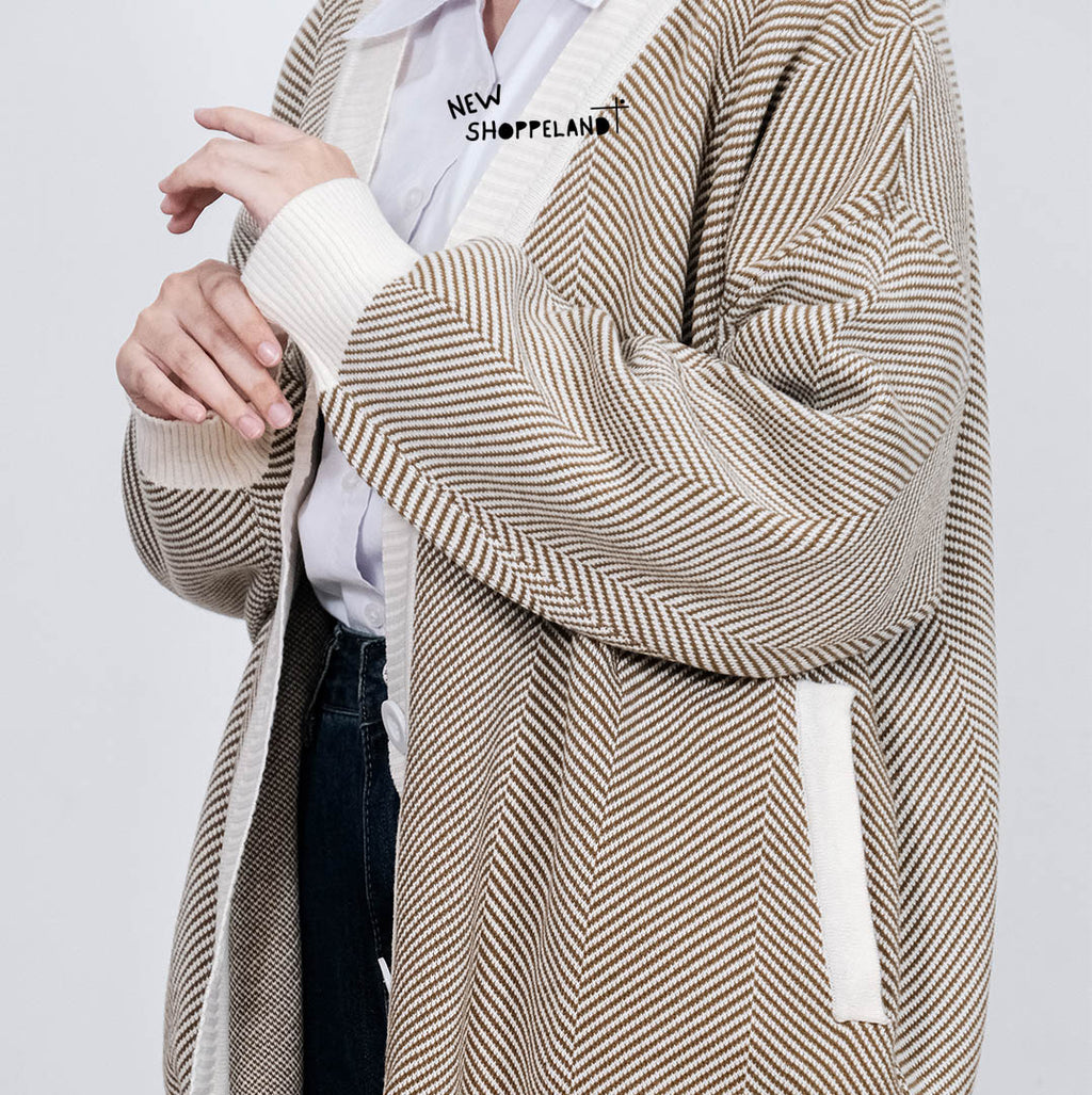 Nevine Oversize Knit Cardigan