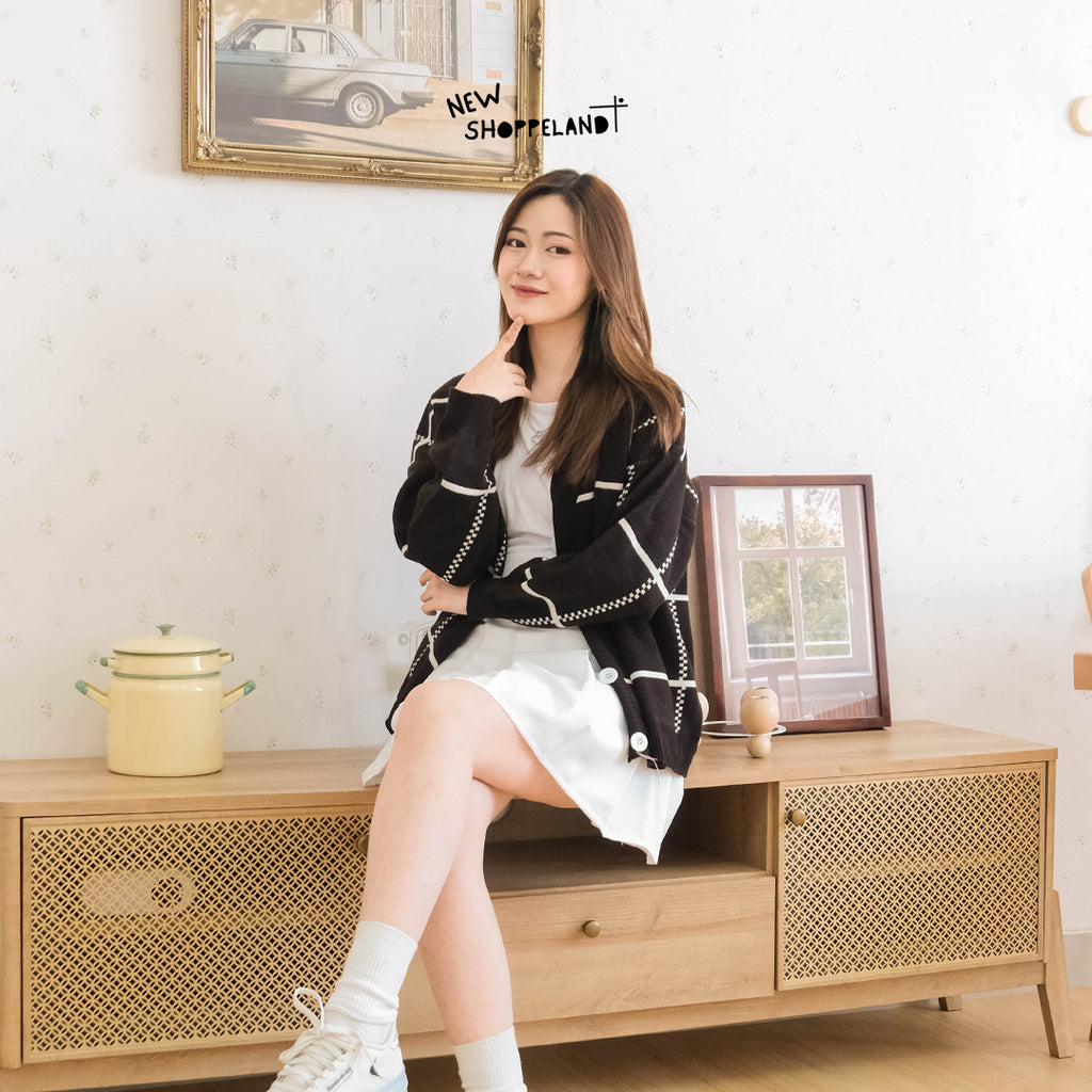 Nathan Grid Line Oversize Knit Cardigan Premium Korean Style