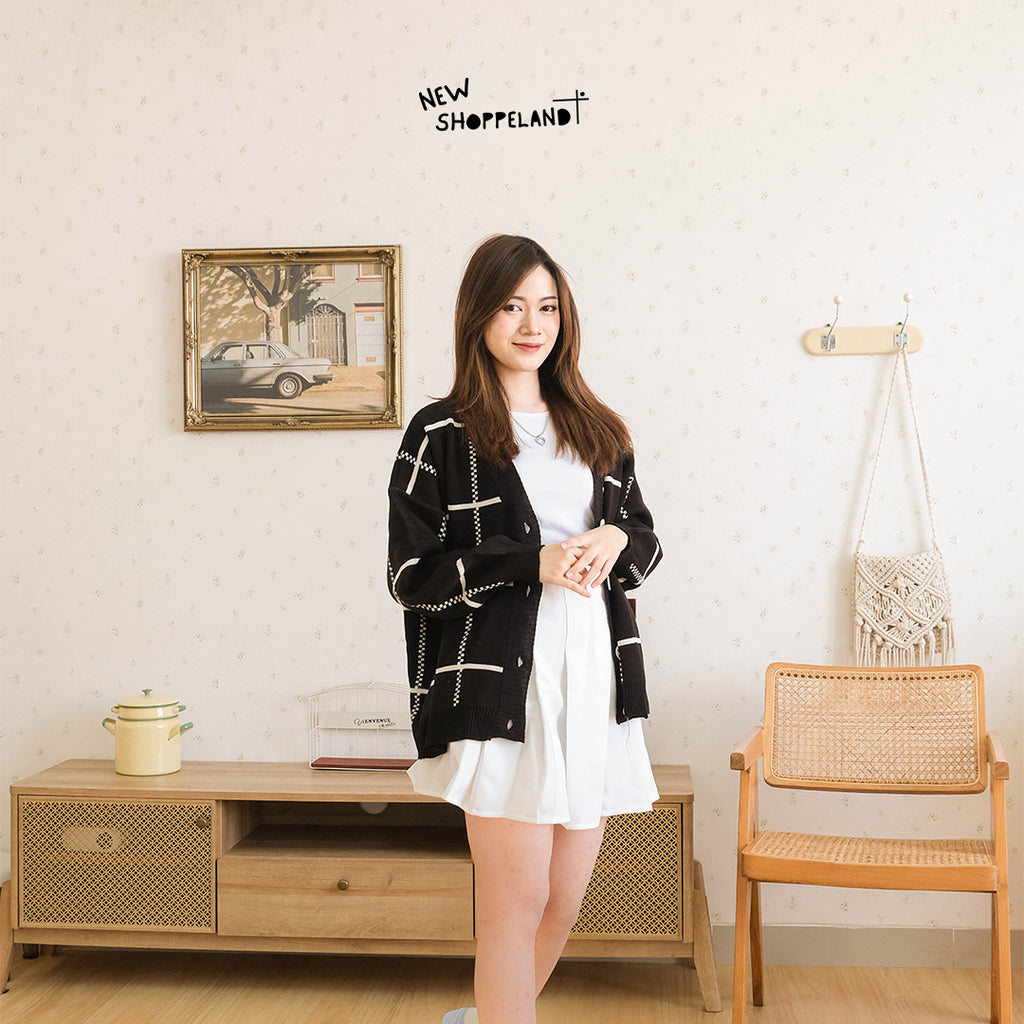Nathan Grid Line Oversize Knit Cardigan Premium Korean Style