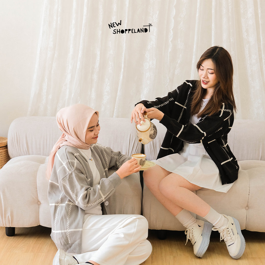 Nathan Grid Line Oversize Knit Cardigan Premium Korean Style