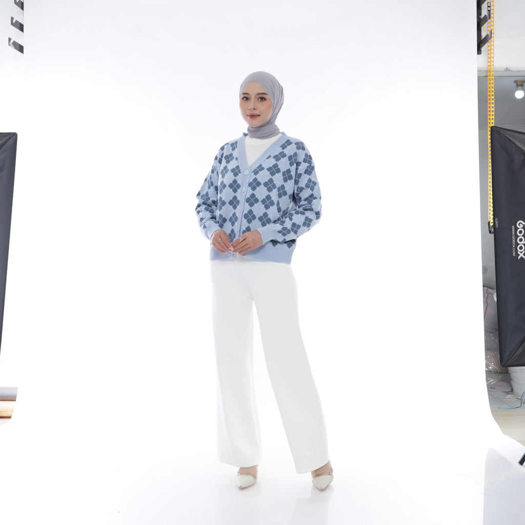 Peony Cardigan – Heritage Luxe Knit