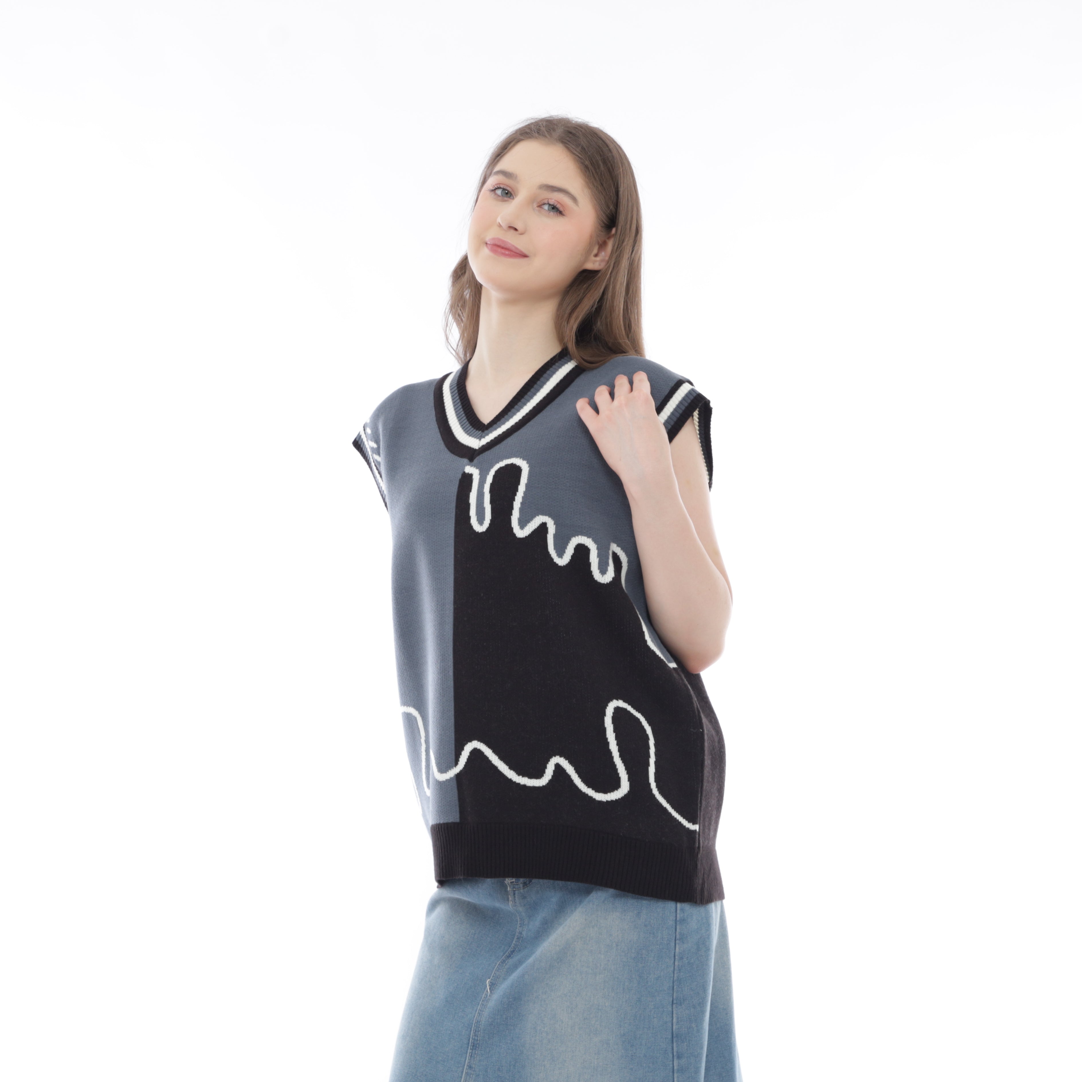 Faline Knit Vest – Minimalist Artsy Look 🎨