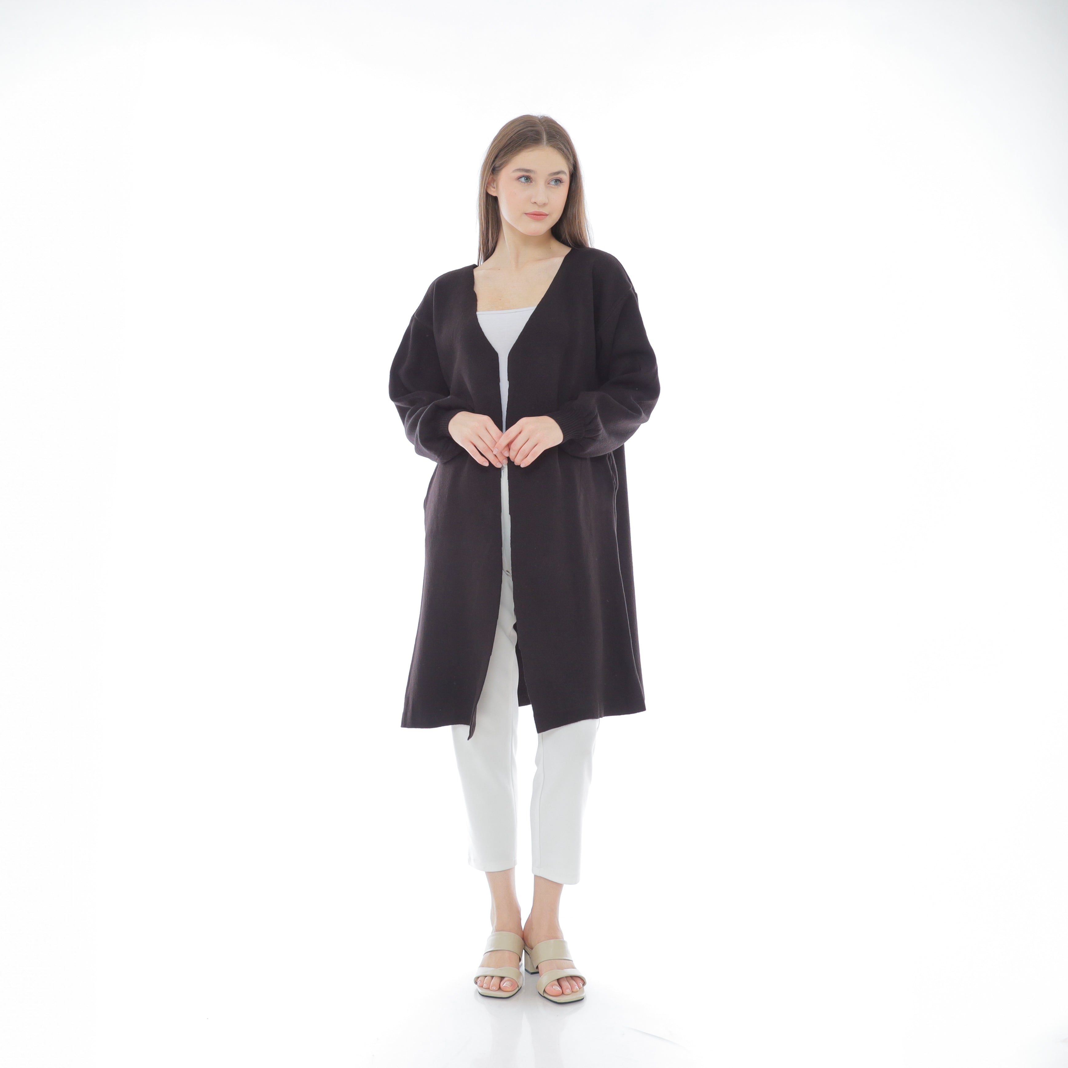 Inaya Long Knit Outer
